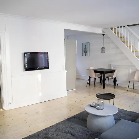 דירה Super Central Apt W Loft